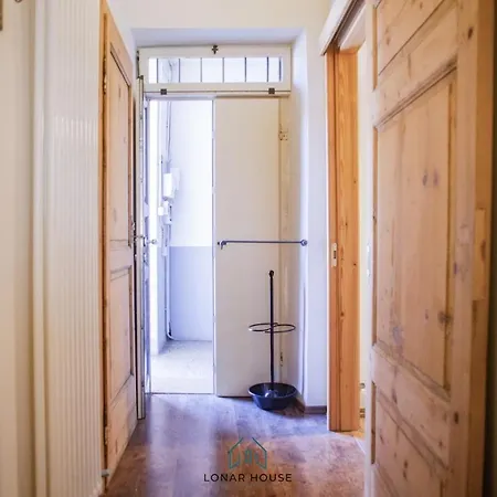 Apartment Arona Center - House Erre - Free Parking